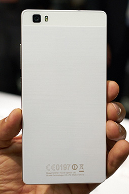 画像ギャラリー No.034のサムネイル画像 / 「Nexus 6P」はゲーム用途に適するか? Xperia Z5の「デレステ」追試も実施したソフトバンク2015〜16冬春スマートフォンテストレポート