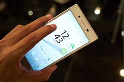 画像ギャラリー No.046のサムネイル画像 / 「Nexus 6P」はゲーム用途に適するか? Xperia Z5の「デレステ」追試も実施したソフトバンク2015〜16冬春スマートフォンテストレポート