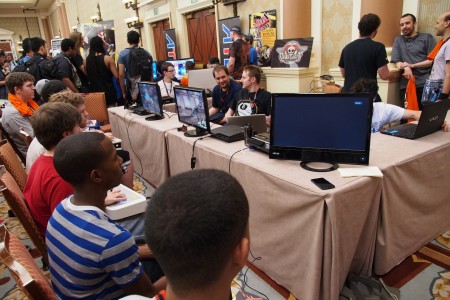 画像ギャラリー No.010のサムネイル画像 / [EVO2012] 海外産格闘ゲーム「Skullgirls」に見る，日米格闘ゲーム事情。開発チームReverge Labsに聞く，その開発経緯とは