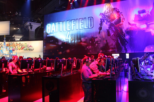 画像ギャラリー No.007のサムネイル画像 / ［E3 2013］E3会場で「Battlefield 4」の64人対戦をプレイ。上海を舞台にアメリカ軍と中国軍の死闘が繰り広げられる