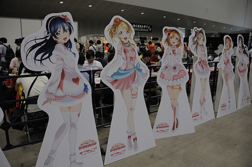 画像ギャラリー No.023のサムネイル画像 / 「しろくろフェス2016」が8月14日17:00まで開催中。今年で4回めを迎えた,ブシロードの24時間カードゲームイベント