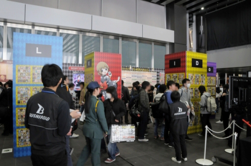 画像ギャラリー No.005のサムネイル画像 / 3日間にわたって開催される「しろくろフェス2018」が本日開幕。「ヴァイスシュヴァルツ」が秋葉原の街を“ジャック”したイベント初日をレポート
