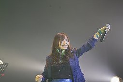 画像ギャラリー No.013のサムネイル画像 / Zepp Tokyoを蒼く染め上げた「BLAZBLUE　MUSIC LIVE 2015」をレポート。森利道氏と石渡太輔氏へのインタビューも合わせて掲載