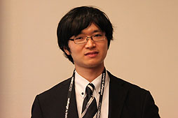 画像ギャラリー No.024のサムネイル画像 / ［CEDEC 2012］携帯電話の普及率は232.1％，“廃ゲーマー”も実は多い!?　中東の印象がガラリと変わる「中東ゲーム市場とヨルダンのゲーム産業」
