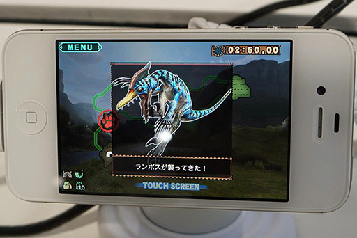 画像ギャラリー No.005のサムネイル画像 / ［TGS 2012］指1本でひと狩りいこうぜ。「モンスターハンター Massive Hunting」は，シンプル操作でアクション性が十分なソーシャルゲームだった 