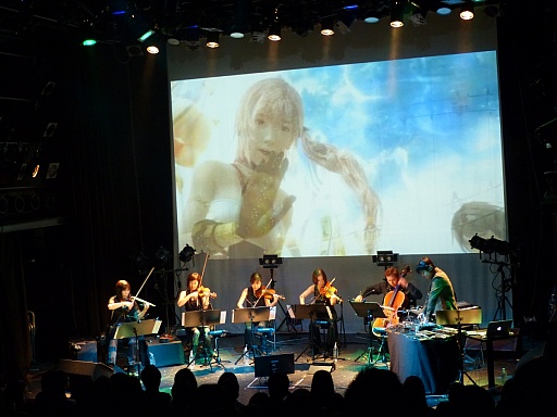 画像ギャラリー No.016のサムネイル画像 / 「LIGHTNING RETURNS:FINAL FANTASY XIII」のスペシャルライブをレポート。ネタバレギリギリの演出も……