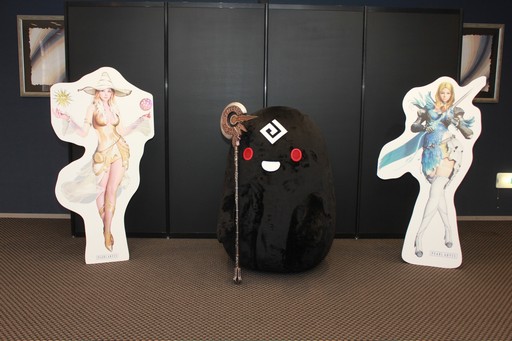 画像ギャラリー No.001のサムネイル画像 / 「黒い砂漠」のオフラインイベント“黒サバファンミーティング2023春！”レポート。クイズ大会やゲーム大会でGMと冒険者がガチンコ交流