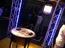 画像ギャラリー No.002のサムネイル画像 / ［TGS 2012］AR機能にはこんな楽しみ方もあったのか。目からウロコが落ちたタイトル「箱！ -OPEN ME-」のプレイレポート
