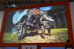 画像ギャラリー No.021のサムネイル画像 / ［TGS 2012］「GOD EATER 2 新コンセプト発表会」詳報。PS Vita版デモプレイや成長する必殺技などが明らかに
