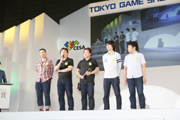 画像ギャラリー No.011のサムネイル画像 / ［TGS 2012］「日本ゲーム大賞2012」フューチャー部門の受賞者の声をお届け。4Gamerに掲載された，受賞作品に関連する記事も一緒にまとめてみた