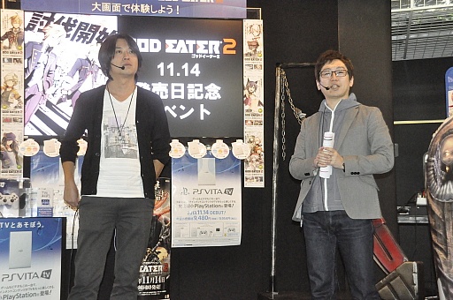画像ギャラリー No.002のサムネイル画像 / PS Vita TVと「GOD EATER 2」の合同発売記念イベントをレポート。いきなりの出荷本数50万本突破にGE2開発陣が笑顔を見せた