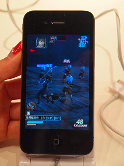 画像ギャラリー No.012のサムネイル画像 / ［TGS 2012］「真・三國無双 SLASH」プレイレポート。スマートフォンのタッチインタフェースで遊べる正真正銘の一騎当千アクションだ