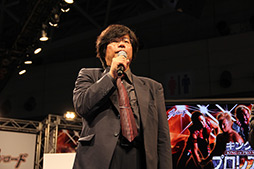 画像ギャラリー No.003のサムネイル画像 / ［TGS 2012］「ブシロード」が今後展開するタイトルの数々を紹介。ブースにはリングが設置され，新日本プロレスの選手達による試合を連日開催 