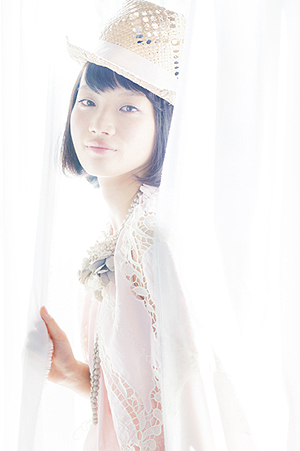 画像ギャラリー No.003のサムネイル画像 / ［TGS 2012]“マクロス”の新作ゲーム「マクロス30（仮称）」が発表に。主題歌は「ミス・マクロス30コンテスト」グランプリの千菅春香さんが担当