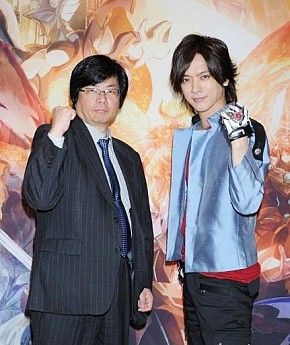画像ギャラリー No.002のサムネイル画像 / 「ヴァンガード」,DAIGOさんの実写カードが入ったデッキが6月1日発売