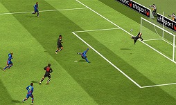 画像ギャラリー No.009のサムネイル画像 / 3000人以上の選手が登場する「リアルサッカー2013」Android版が配信