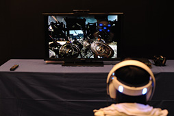 画像ギャラリー No.003のサムネイル画像 / ［TGS 2015］無双アクションはVRでどうなるのか。「真・三國無双7 VR DEMO」をプレイして，鈴木亮浩プロデューサーには今後の展開も聞いてみた
