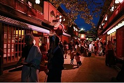 画像ギャラリー No.003のサムネイル画像 / 「花咲くまにまに」11月29，30日開催の「太秦上洛まつり」ステージに参戦