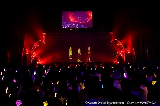 画像ギャラリー No.001のサムネイル画像 / 「3 Majesty × X.I.P. LIVE −5th Anniversary Tour in Sanrio Puroland−」。音羽慎之介と神崎 透がメインのシナモロール公演をレポート