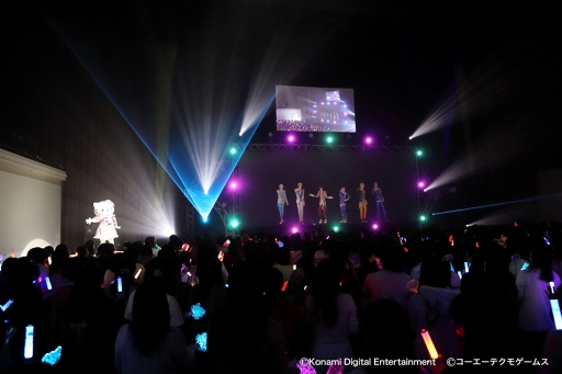 画像ギャラリー No.005のサムネイル画像 / 「3 Majesty × X.I.P. LIVE −5th Anniversary Tour in Sanrio Puroland−」。音羽慎之介と神崎 透がメインのシナモロール公演をレポート