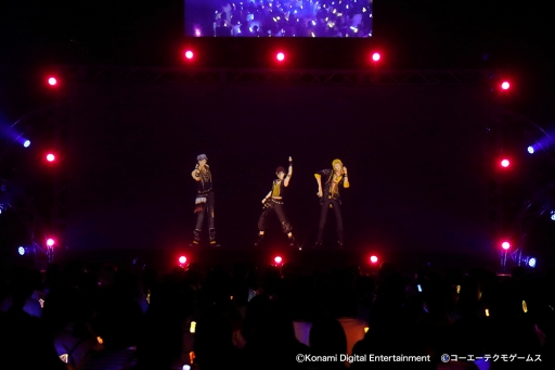 画像ギャラリー No.007のサムネイル画像 / 「3 Majesty × X.I.P. LIVE −5th Anniversary Tour in Sanrio Puroland−」。音羽慎之介と神崎 透がメインのシナモロール公演をレポート