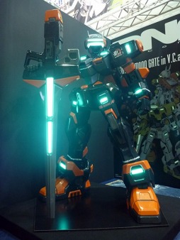 画像ギャラリー No.001のサムネイル画像 / 「電脳戦機バーチャロン」のヒューマンサイズ・モニュメント“テムジン”がAnimeJapan 2017に出展