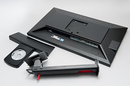 画像ギャラリー No.004のサムネイル画像 / BenQ「XL2720T」レビュー。27インチで垂直リフレッシュレート120Hzのディスプレイは大きな画面を望むゲーマーの最適解となるのか