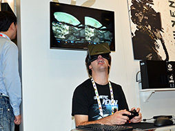 画像ギャラリー No.014のサムネイル画像 / ［GDC 2013］クラウドゲームにヘッドマウントディスプレイ，ゲームの未来を感じさせるGDC展示会場レポート（2）