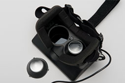 画像ギャラリー No.016のサムネイル画像 / 仮想現実HMD「Oculus Rift」の開発者向けキットを入手したのでさっそく使ってみた。これがゲームの未来か？