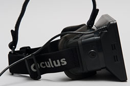 画像ギャラリー No.057のサムネイル画像 / 仮想現実HMD「Oculus Rift」の開発者向けキットを入手したのでさっそく使ってみた。これがゲームの未来か？