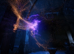 画像ギャラリー No.008のサムネイル画像 / ［E3 2013］仮想現実HMD「Oculus Rift」の1080p版を体験してきた。Unreal Engine 4のデモ世界が目の前に広がるのは，もはや感動だ