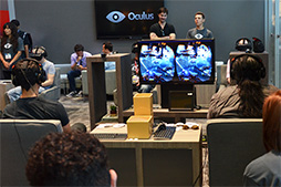 画像ギャラリー No.002のサムネイル画像 / ［E3 2014］最新版「Oculus Rift」を装着してゲームを体験。VR対応HMDは“マリオ風”アクションゲームにも新しい面白さをもたらす