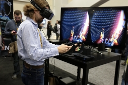 画像ギャラリー No.011のサムネイル画像 / ［GDC 2015］EXPO会場で見かけたVR系デバイス＋αをまとめて紹介
