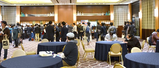 画像ギャラリー No.004のサムネイル画像 / 【西川善司】Unite 2015で，馬に乗り，東京を空中散歩して，白猫や美女と戯れてきた話