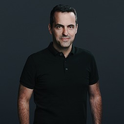 画像ギャラリー No.003のサムネイル画像 / FacebookとOculus VRが目指す「10億人のVRユーザー時代」とは。Oculus VR副社長,ヒューゴ・バラ氏合同インタビュー