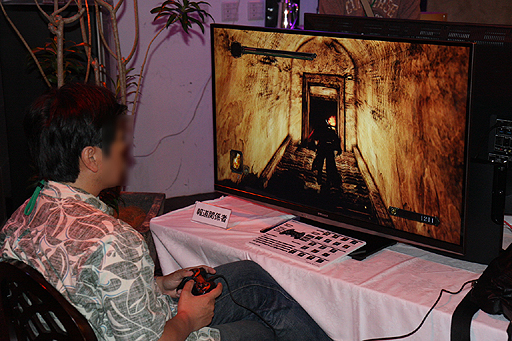 画像ギャラリー No.011のサムネイル画像 / さっそく心を折られた「DARK SOULS II」先行体験会レポート。憔悴しきったマフィア梶田が，ゲームから発せられていた殺意を語る