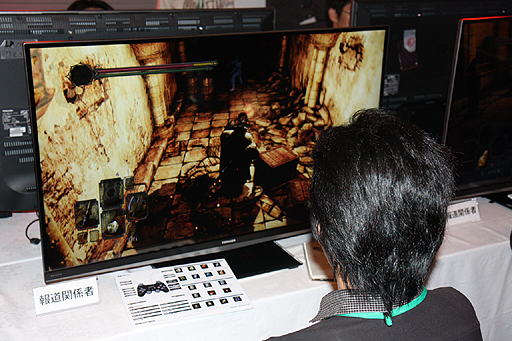 画像ギャラリー No.012のサムネイル画像 / さっそく心を折られた「DARK SOULS II」先行体験会レポート。憔悴しきったマフィア梶田が，ゲームから発せられていた殺意を語る