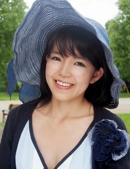 画像ギャラリー No.003のサムネイル画像 / 「StarHorse3」が競馬タレント・桜井聖良さんとコラボ。G1レースの結果を予想