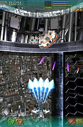 画像ギャラリー No.007のサムネイル画像 / 合体は男のロマンだ。スマートフォン向けシューティングゲーム「GALAXY GLADIATOR」を紹介する「（ほぼ）日刊スマホゲーム通信」第201回