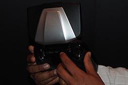 画像ギャラリー No.011のサムネイル画像 / ［COMPUTEX］NVIDIAの「SHIELD」最終製品版が初公開。ハードウェア仕様とストリーミングできるPCゲームの条件を総チェック