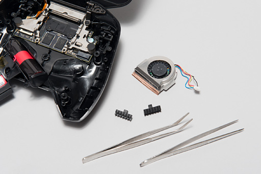 画像ギャラリー No.036のサムネイル画像 / NVIDIAの「SHIELD」分解レポート。299ドルの「ゲーム機型Android端末」にはけっこうコストがかかっていた