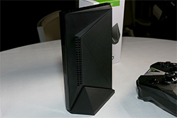 画像ギャラリー No.003のサムネイル画像 / ［CES 2017］新型Android TV「SHIELD」には技適マークあり。NVIDIAブースで実機をじっくりチェックしてきた