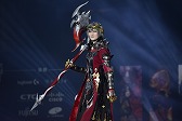 画像ギャラリー No.034のサムネイル画像 / 「FFXIV ファンフェスティバル in 東京」コスプレコンテストのフォトレポートをお届け。冒険者やボスキャラクターたちが会場を沸かせた