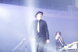 画像ギャラリー No.031のサムネイル画像 / 1万5000人のヒカセンをビートで圧殺!「FFXIV ファンフェスティバル in 東京」のTHE PRIMALSスペシャルライブレポート&ミニインタビュー