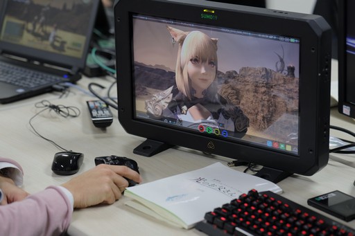 画像ギャラリー No.005のサムネイル画像 / CGと思ってくれたら勝ち！「劇場版 ファイナルファンタジーXIV 光のお父さん」の撮影現場をレポート。山本監督とマイディーさんのインタビューも