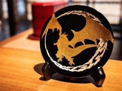 FF14の輪島塗デザインプレートが登場。バハムート＆メーティオンの重厚な漆器で自室を飾ろう