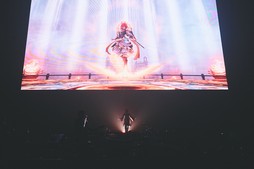 画像ギャラリー No.034のサムネイル画像 / 満員のヒカセンで横浜アリーナが揺れた！「THE PRIMALS Live in Japan - Darkest Before Dawn」レポート