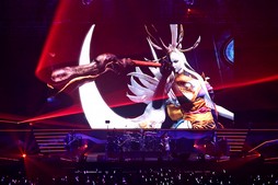 画像ギャラリー No.037のサムネイル画像 / 満員のヒカセンで横浜アリーナが揺れた！「THE PRIMALS Live in Japan - Darkest Before Dawn」レポート