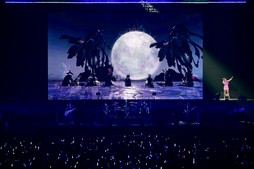 画像ギャラリー No.055のサムネイル画像 / 満員のヒカセンで横浜アリーナが揺れた！「THE PRIMALS Live in Japan - Darkest Before Dawn」レポート