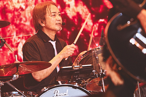 画像ギャラリー No.079のサムネイル画像 / 満員のヒカセンで横浜アリーナが揺れた！「THE PRIMALS Live in Japan - Darkest Before Dawn」レポート